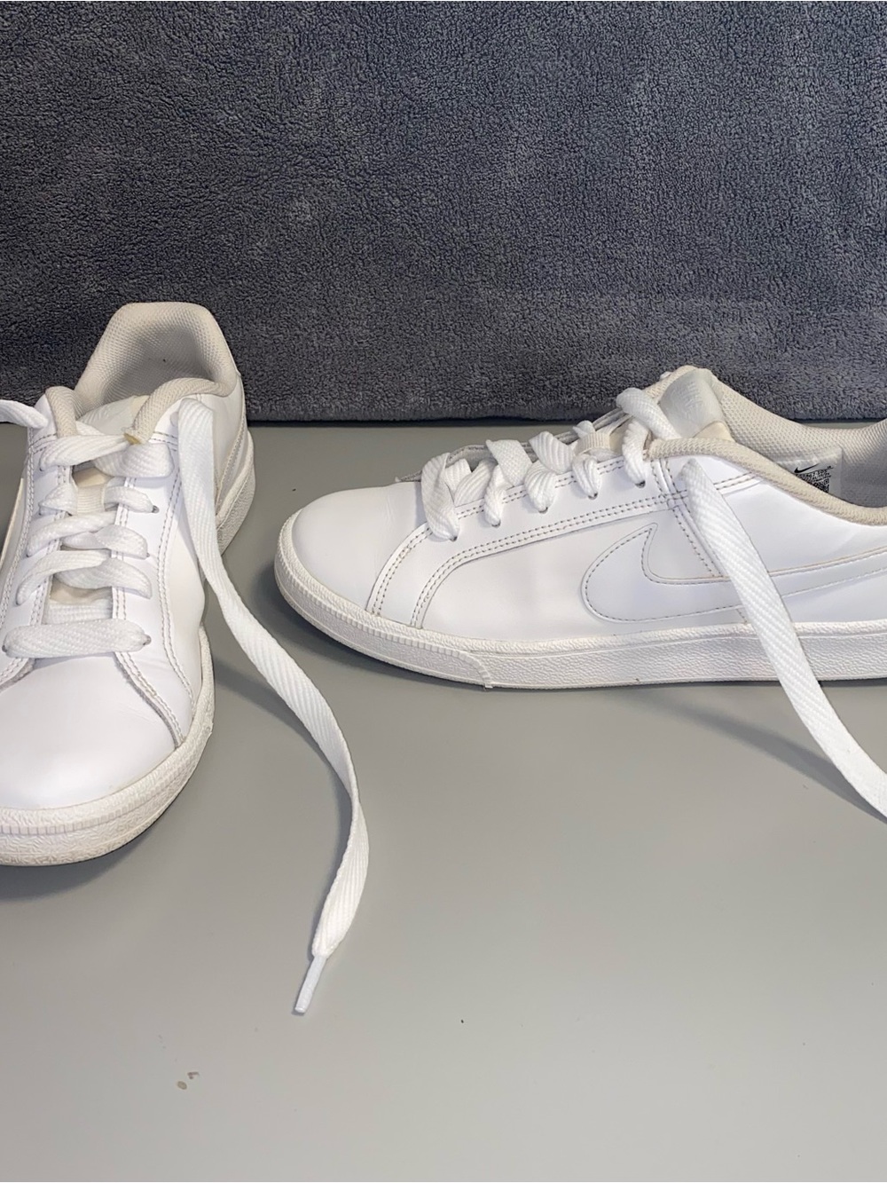 Nike Court Royale Triple White Leather Sneakers Size 10 Women's 749867-105